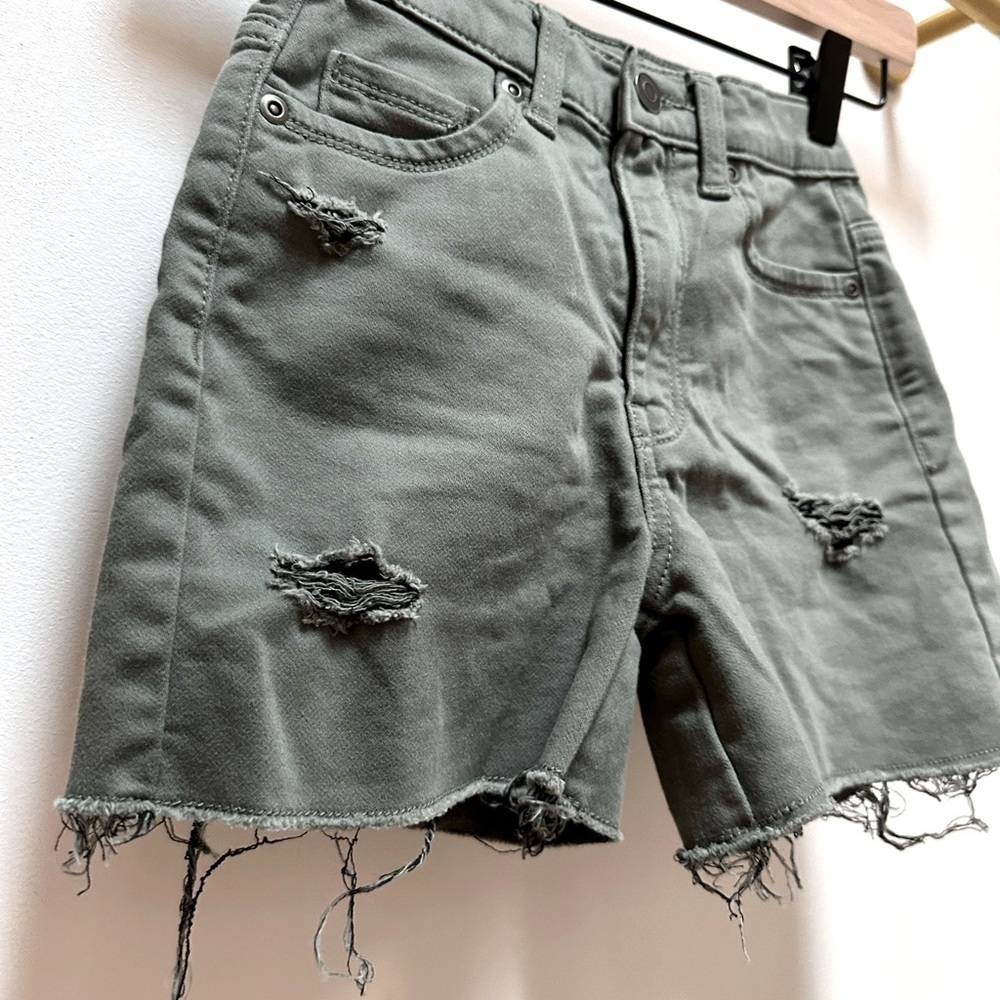 Evsie Distressed Olive Cut-off Shorts